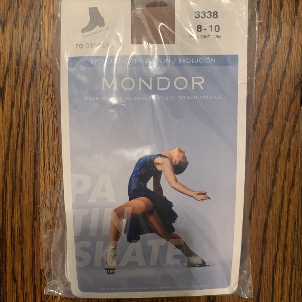 Mondor Evolution Figure Skating tights. Girls 8-10. Light tan. New in package.